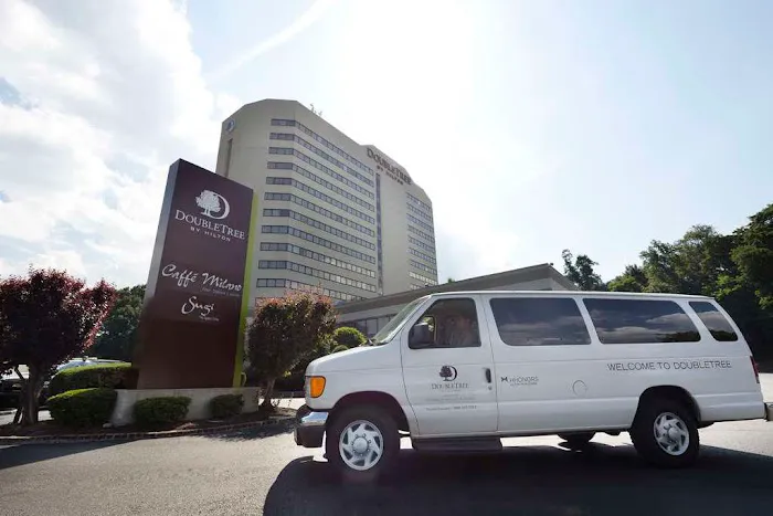 DoubleTree by Hilton Hotel Fort Lee - George Washington Bridge 3