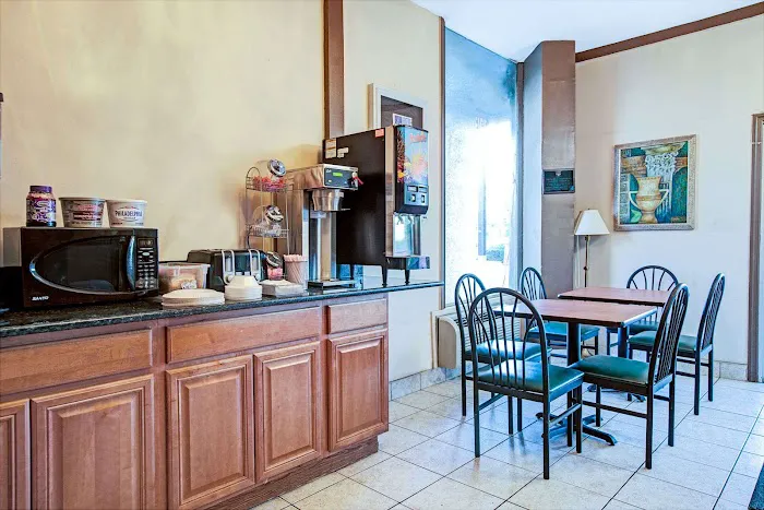 Knights Inn South Hackensack 4