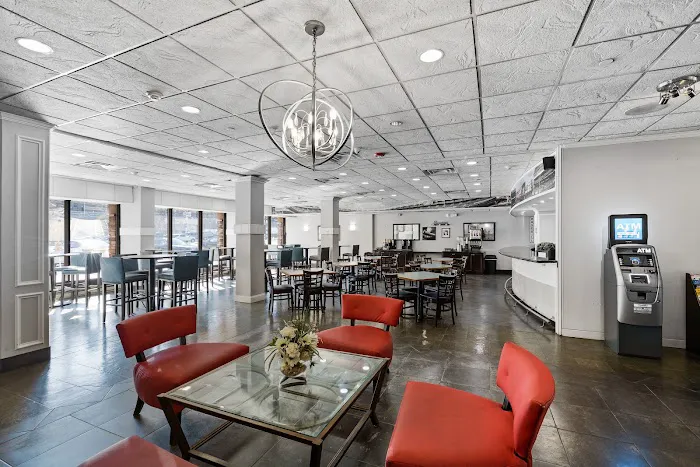 Executive Inn - Fort Lee 4