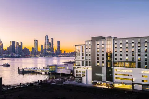 Residence Inn Weehawken Port Imperial 4