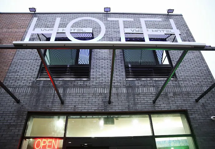 Vybe Hotel Bronx 4