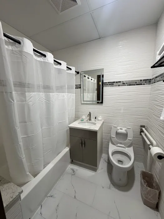 Dream Hotel Bronx 5