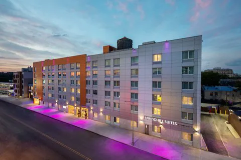 SpringHill Suites New York JFK Airport/Jamaica 4