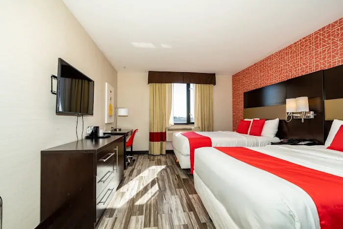 Airport Plaza Hotel JFK Airport 4