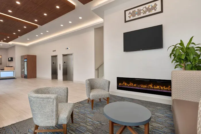 Holiday Inn Express Jamaica - Jfk Airtrain - Nyc by IHG 4