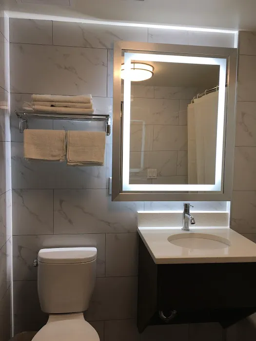 Magna Hotel 4