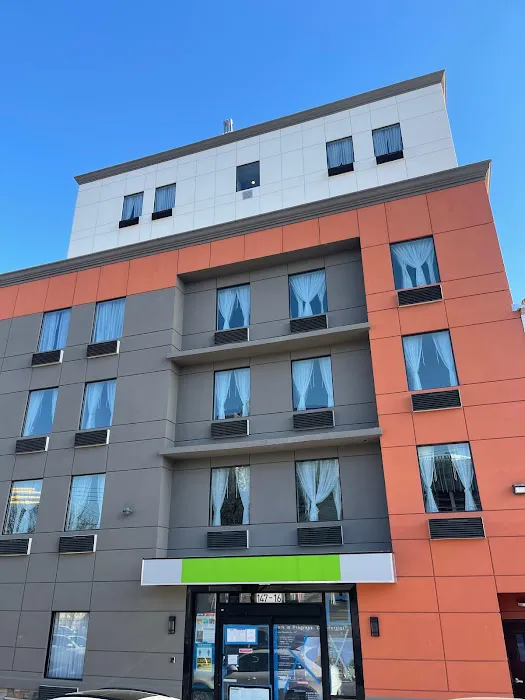 Magna Hotel 4