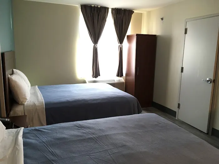 Magna Hotel 4
