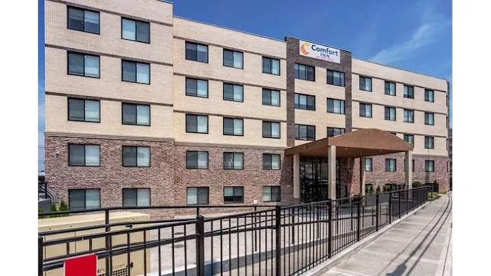 Comfort Inn JFK Airport 4