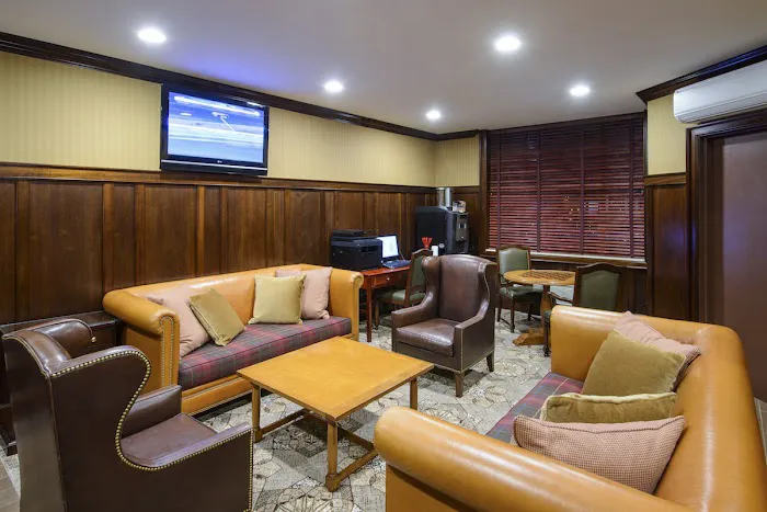 Gate Hotel JFK Airport 4