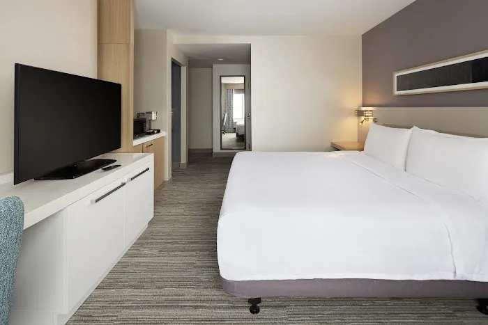 Hilton Garden Inn Queens/JFK Airport 4