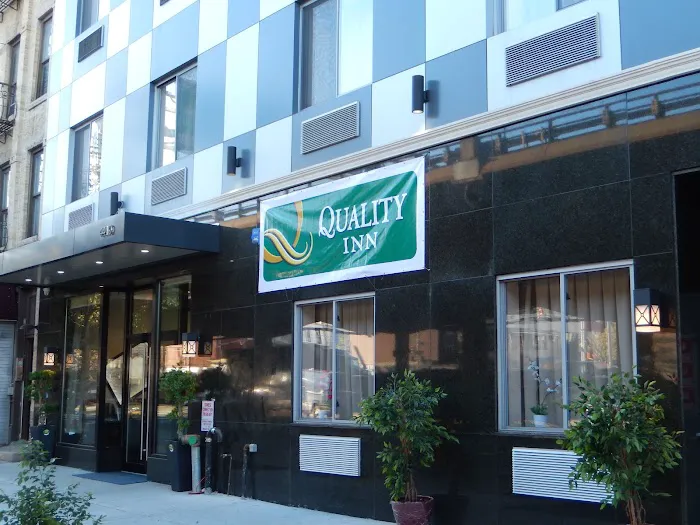 Quality Inn near Sunset Park 4