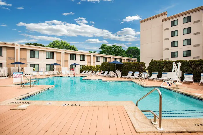 Holiday Inn Hasbrouck Heights-Meadowlands by IHG 4