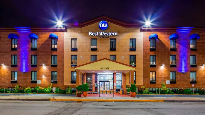 Best Western JFK Airport Hotel 4