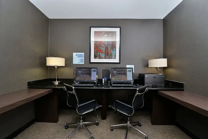 Holiday Inn Express New York Jfk Airport Area, an IHG Hotel 4