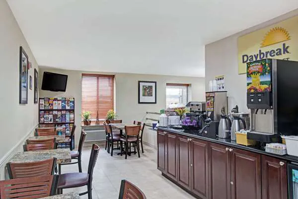 Days Inn by Wyndham Jamaica / JFK Airport 4