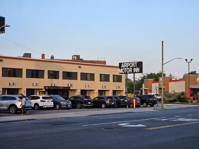 Airport Motor INN 4