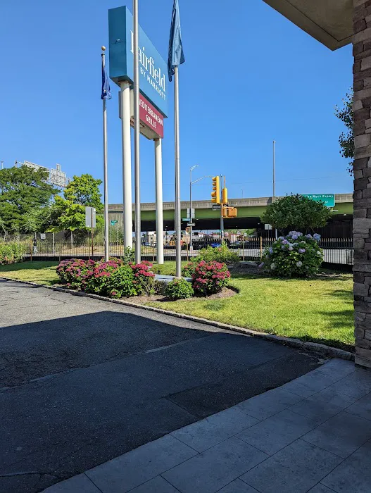 Fairfield Inn by Marriott New York JFK Airport 4