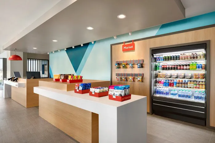avid hotel Brooklyn - Dyker Heights by IHG 4