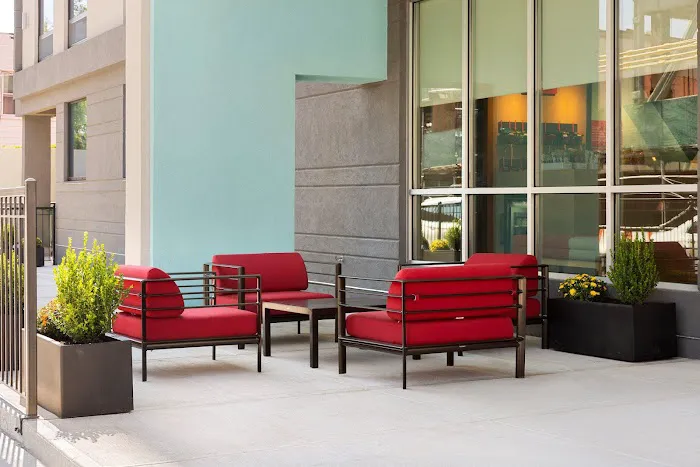 avid hotel Brooklyn - Dyker Heights by IHG 4