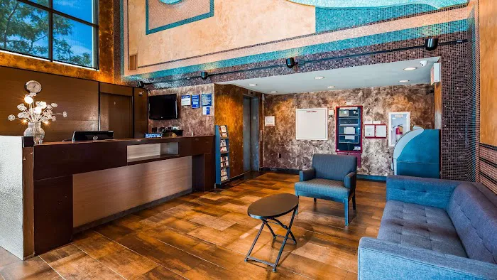 Best Western Plus Brooklyn Bay Hotel 4