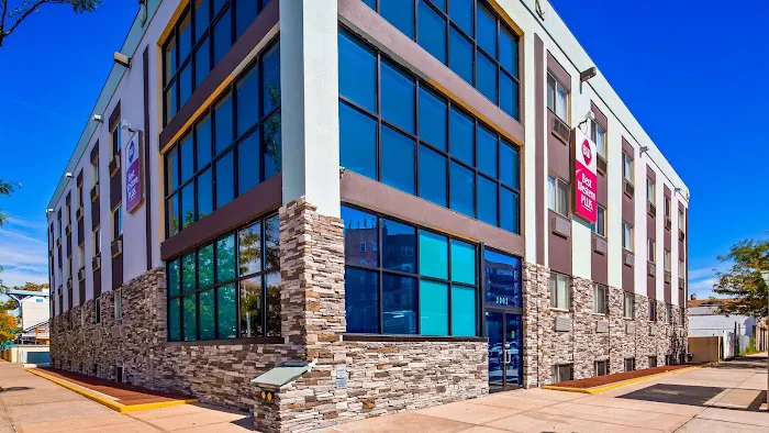 Best Western Plus Brooklyn Bay Hotel 4