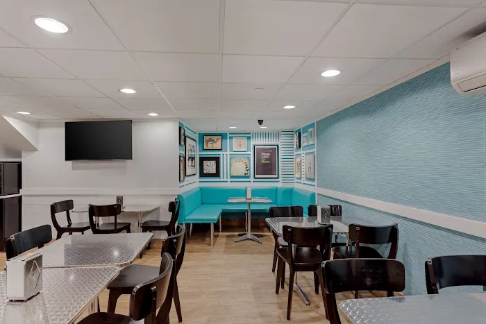 Best Western Plus Brooklyn Bay Hotel 4