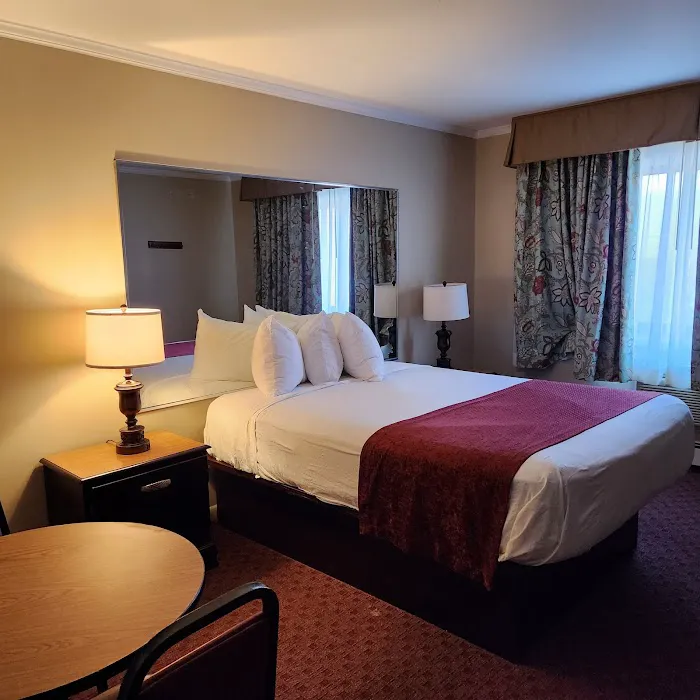 Harbor Motor Inn 3