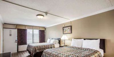 Super 8 by Wyndham Meadowlands