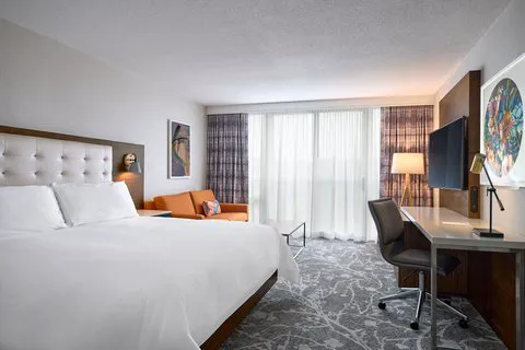Renaissance Meadowlands Hotel 4