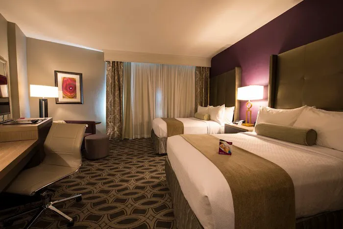 Crowne Plaza Saddle Brook by IHG 4