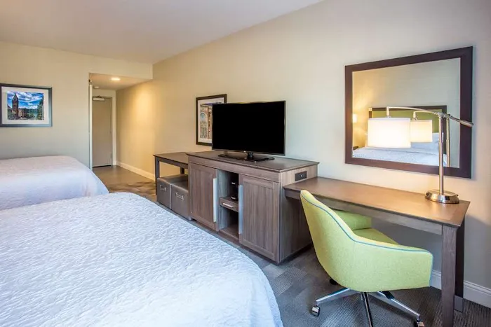 Hampton Inn & Suites Yonkers - Westchester 5