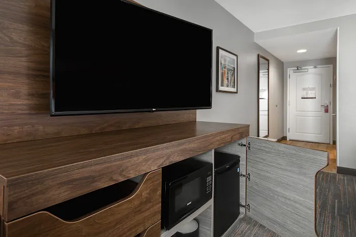 Hampton Inn & Suites Yonkers 5