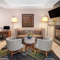 Holiday Inn Express Building 107 ico