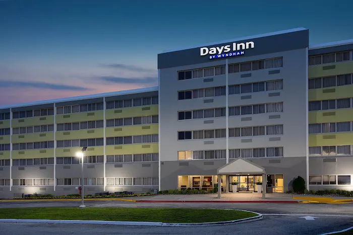 Days Inn by Wyndham Jersey City / NYC Area 5