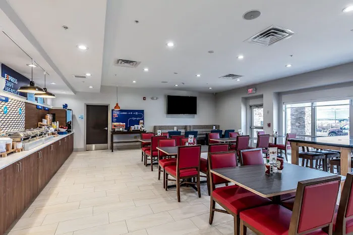 Holiday Inn Express & Suites Jersey City North - Hoboken by IHG 4