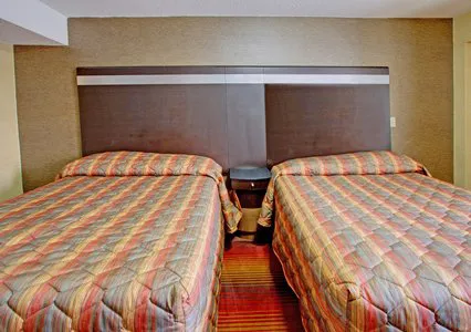 Rodeway Inn 3