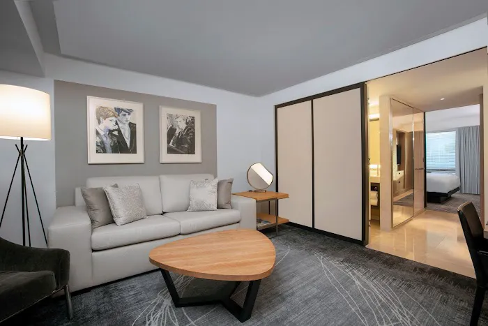 Conrad New York Downtown 1