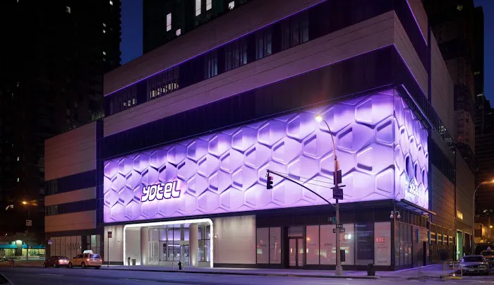 YOTEL New York Times Square 1