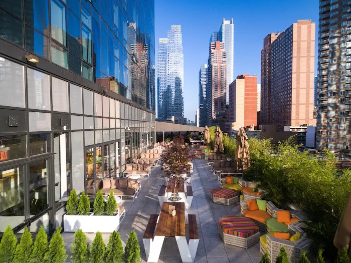 YOTEL New York Times Square 1