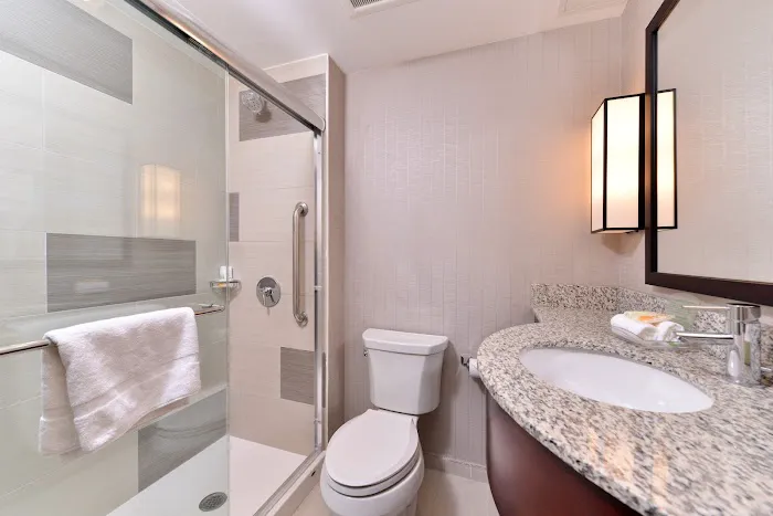 Holiday Inn New York City - Times Square by IHG 4