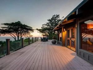 Hotels Near Big Sur for a Peaceful Getaway: Top Choices for a Tranquil Escape
