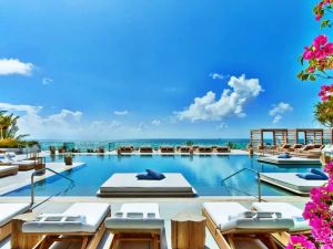 Best Family-Friendly Hotels with Pools in Miami for an Unforgettable Vacation