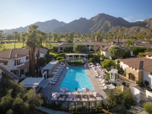 The Best Spa Resorts in Palm Springs: Relax and Rejuvenate in Desert Luxury