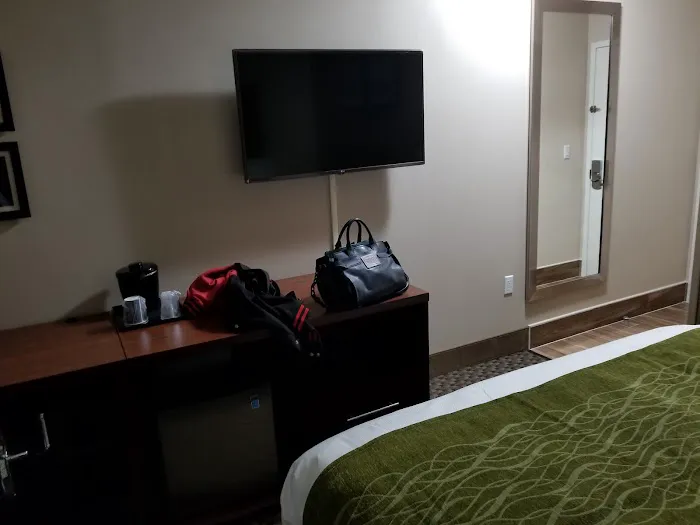 JFK Plaza Hotel 4