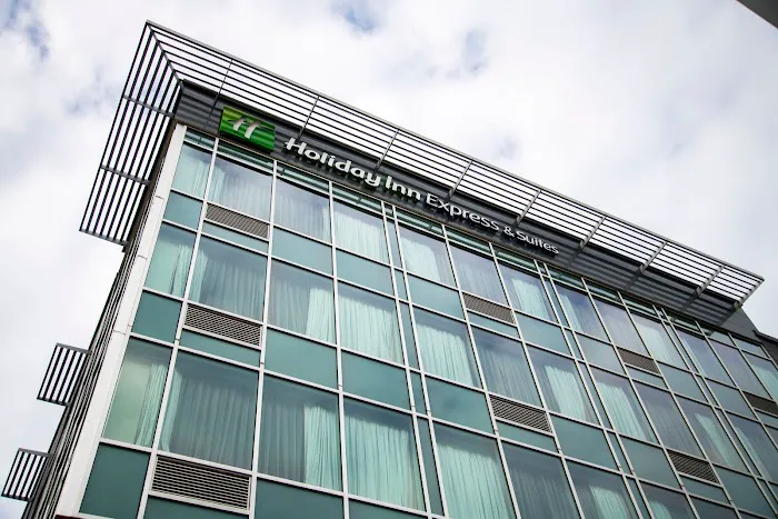 Holiday Inn Express & Suites Jersey City - Holland Tunnel by IHG 5