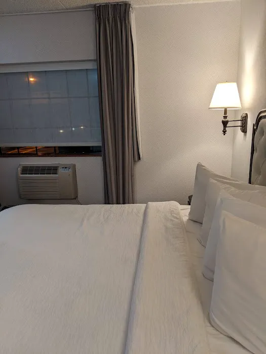 Holland Hotel Free Parking Jersey City 5