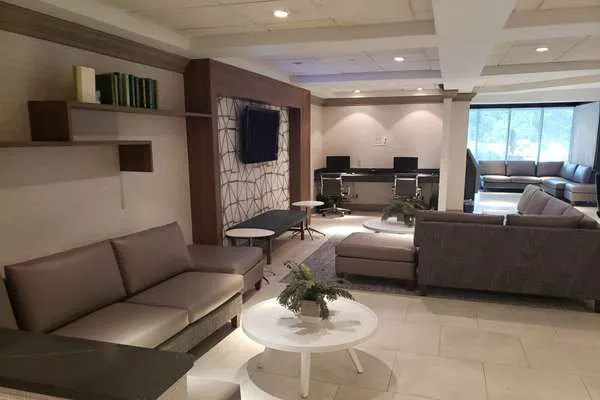 Wyndham Garden Totowa 3