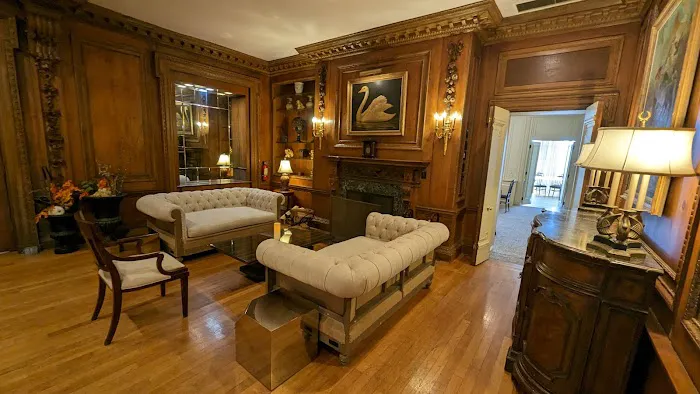 King Mansion 4