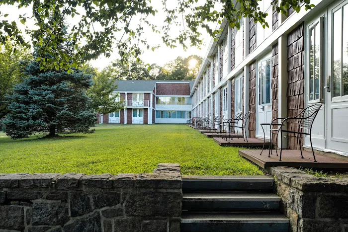 Sleepy Hollow Hotel 4